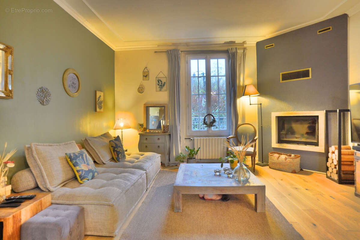 Maison à BOURRON-MARLOTTE