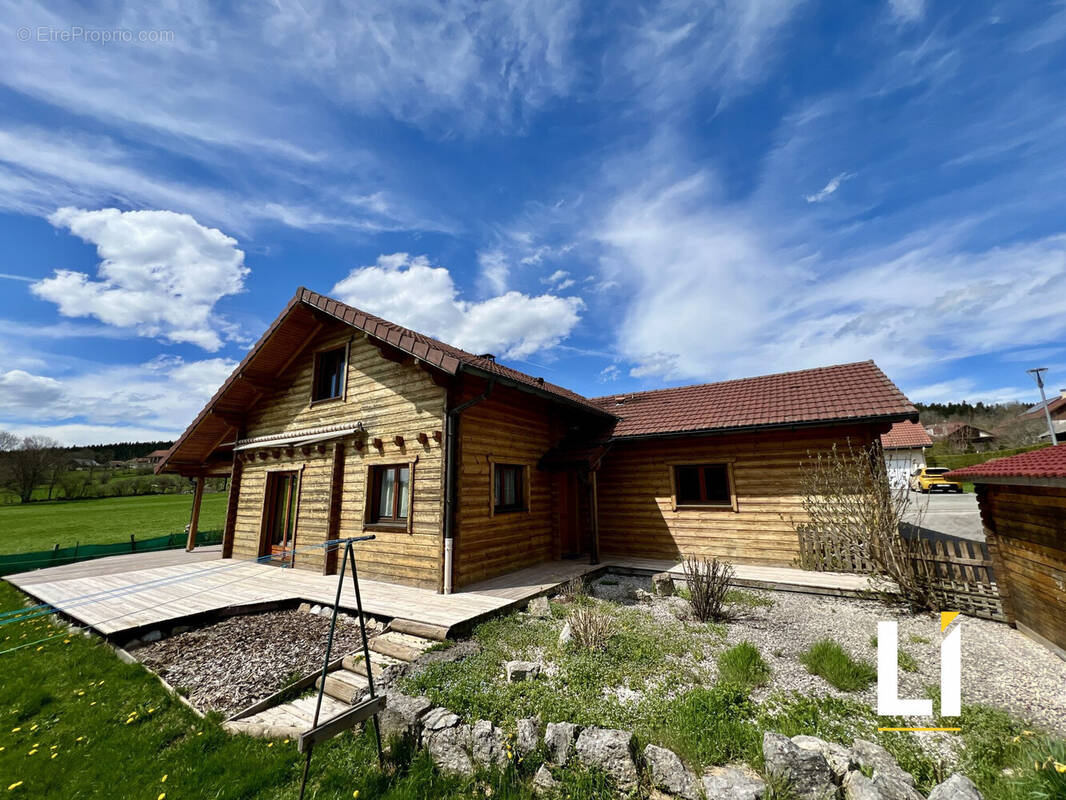 Maison à LES FONTENELLES