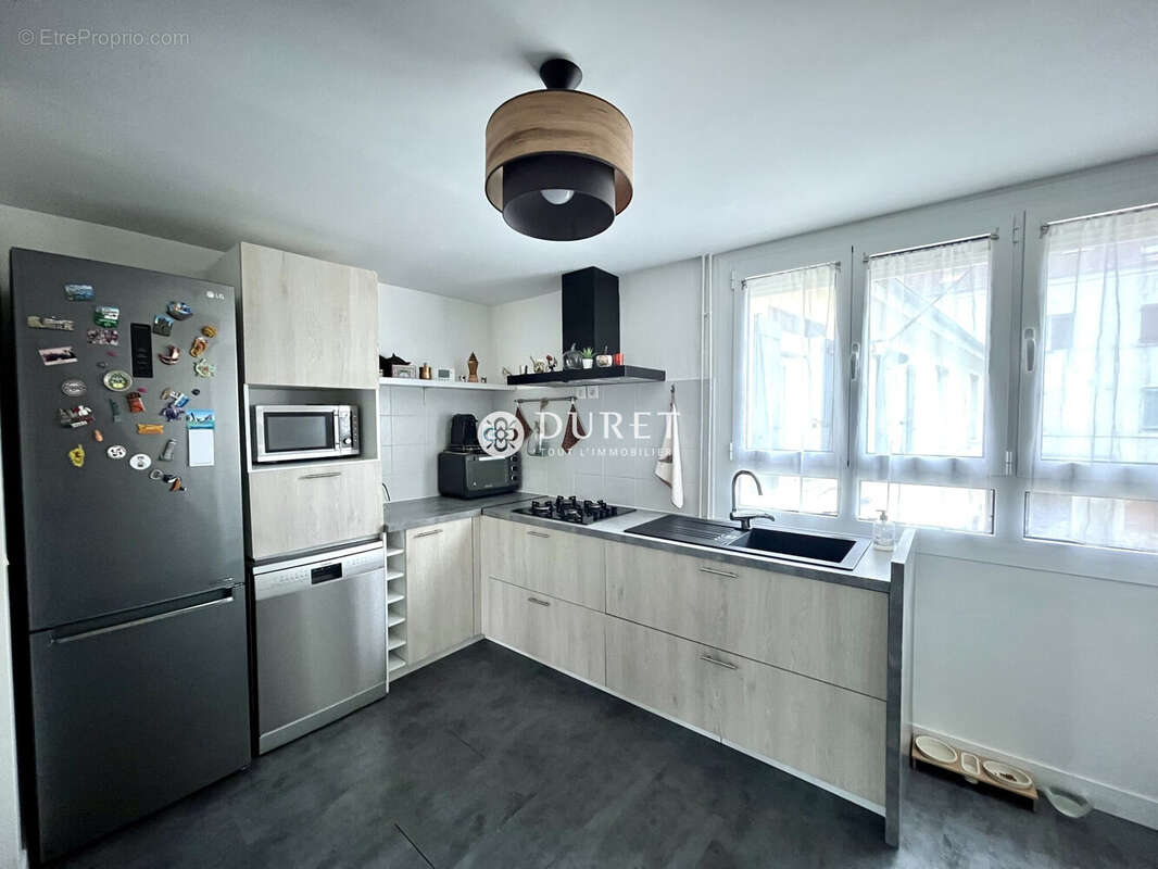 Appartement à LIMOURS