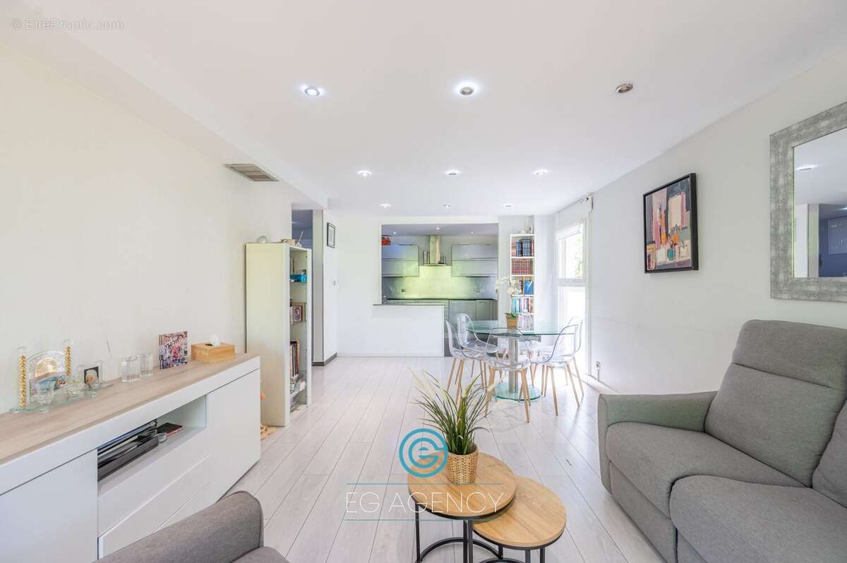 Appartement à MARSEILLE-10E