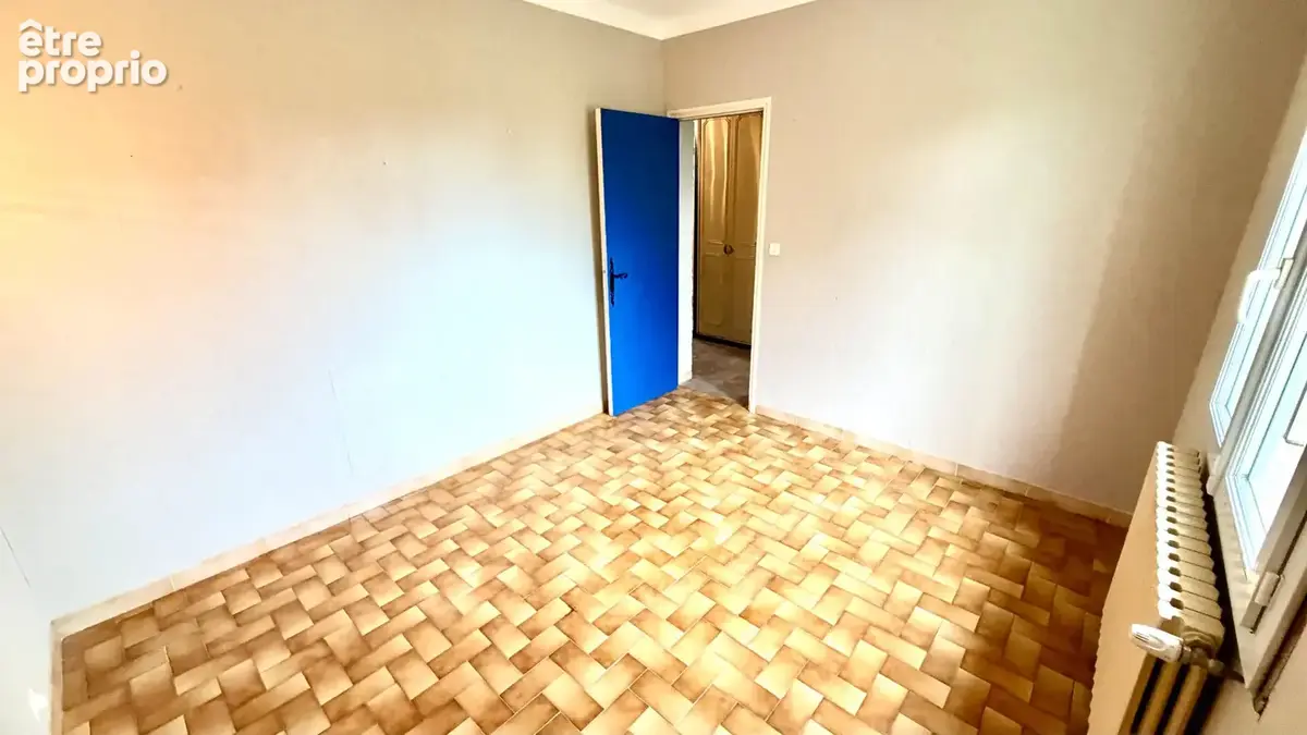 Villa traditionnelle sur 1035 m² de jardin exposé sud. - photo 7