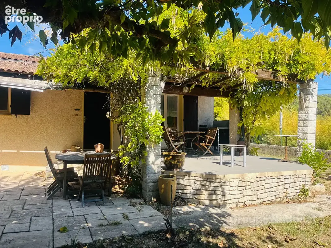 Maison à GOUDARGUES
