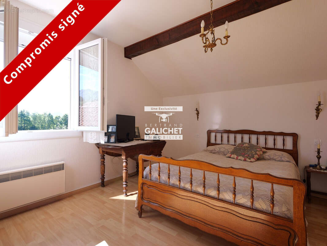 Maison à LA BATIE-NEUVE