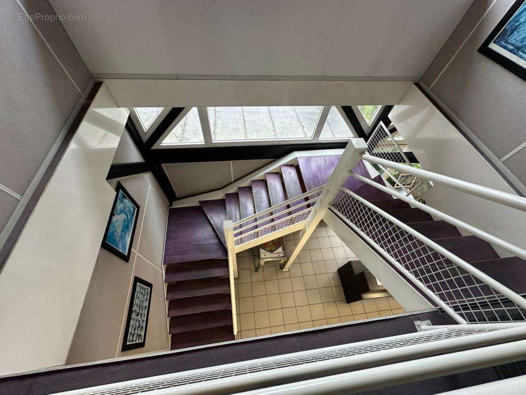 Autre à SAINT-MAUR-DES-FOSSES