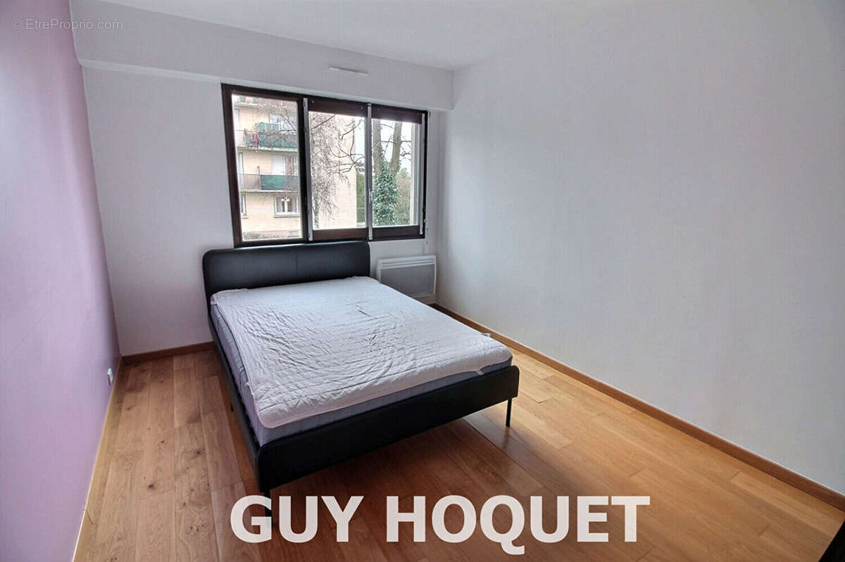 Appartement à SURESNES