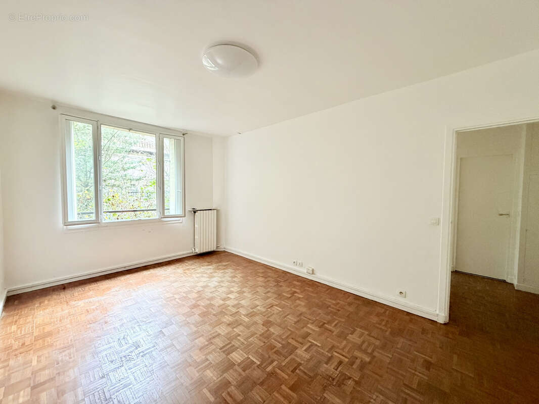 Appartement à PARIS-12E