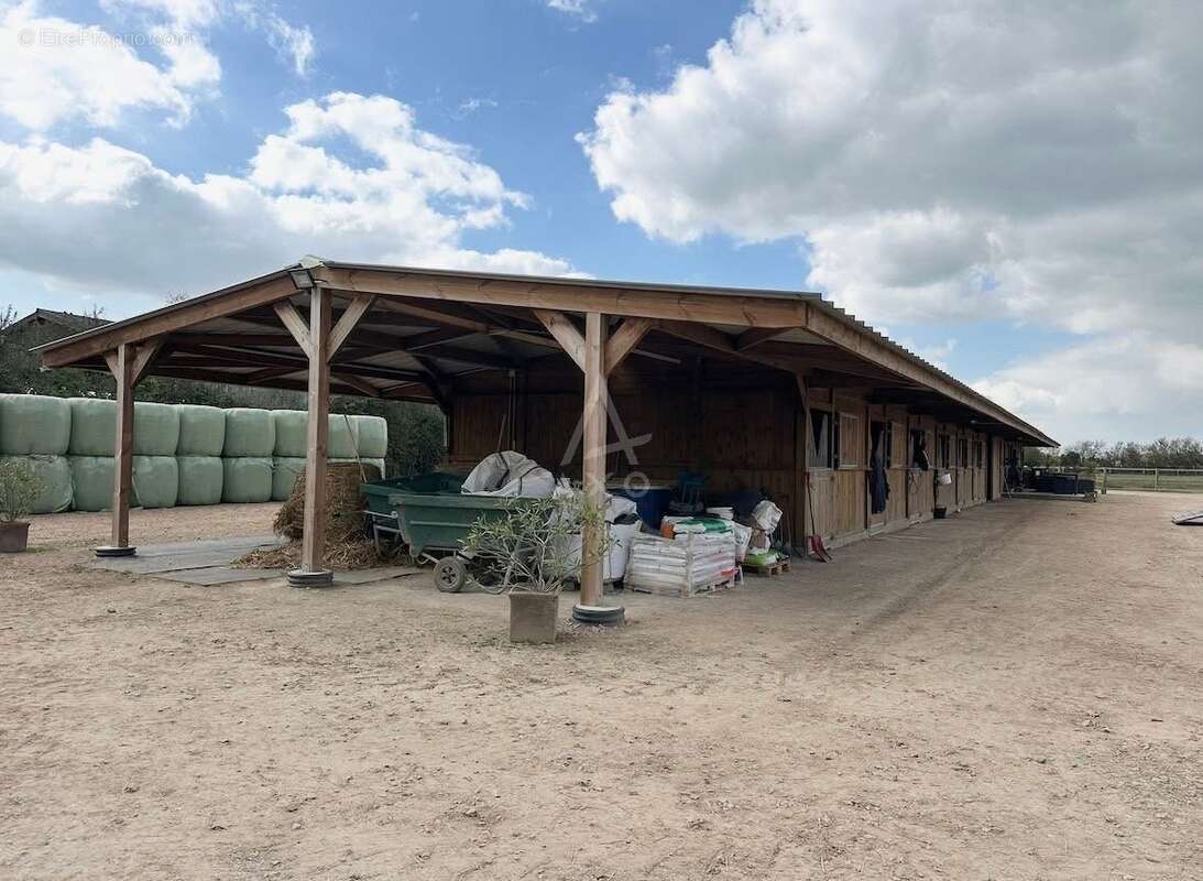 Maison à CREVECOEUR-EN-AUGE