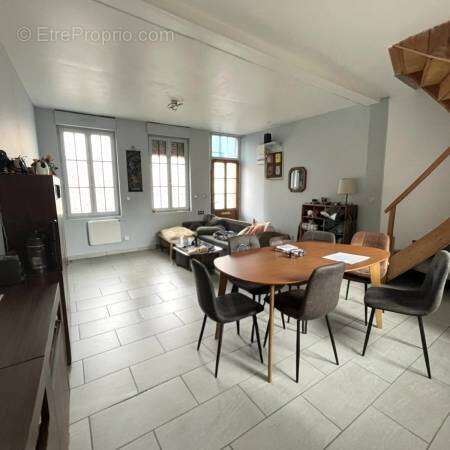 1 n°8 - Maison à EU
