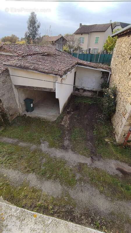Maison à PEYRILHAC