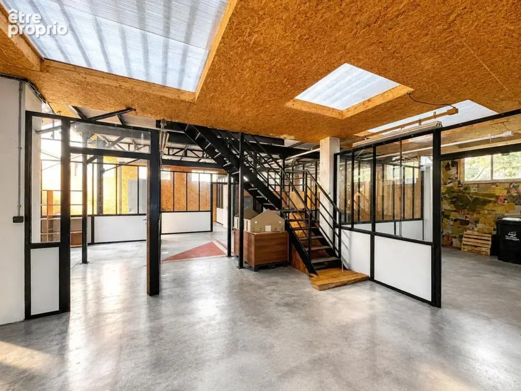 Vannes – ensemble immobilier mixte de plus de 365 m² – professionnel, habitation, investissement – proche gare et centre-ville - photo 3