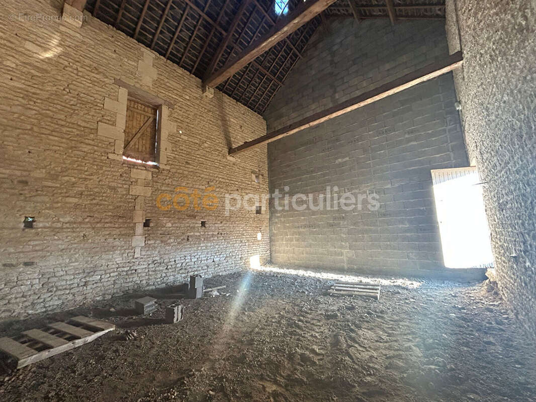 Maison à GRAINVILLE-SUR-ODON