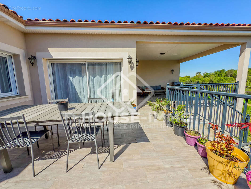 Maison à MARSAC-SUR-L&#039;ISLE