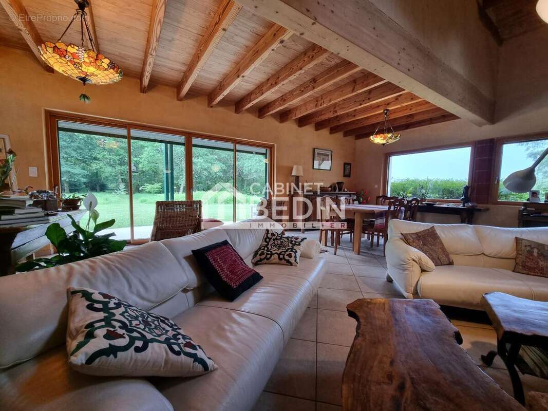 Maison à SAINT-SYMPHORIEN