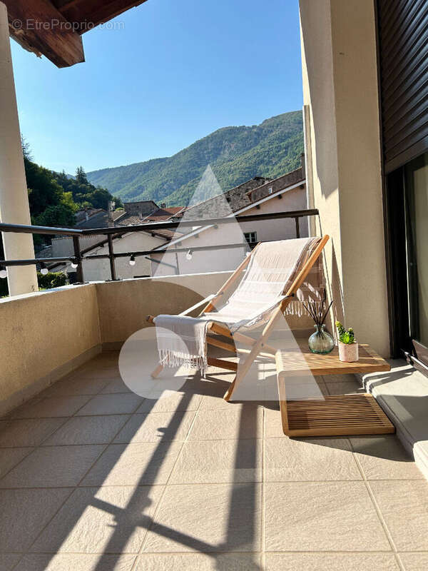 Appartement à MONTPEZAT-SOUS-BAUZON