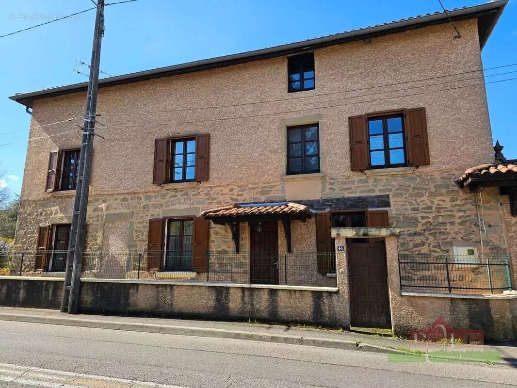 VIENNE,  Villa T7 de 170m² avec un terrain de 1500m² avec dépendances - photo 5