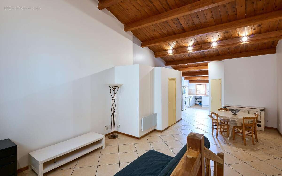 Maison à VALENSOLE
