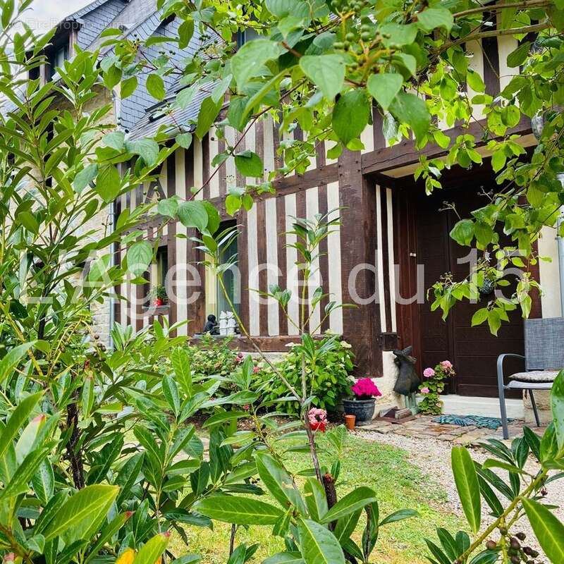 Appartement à TOURGEVILLE