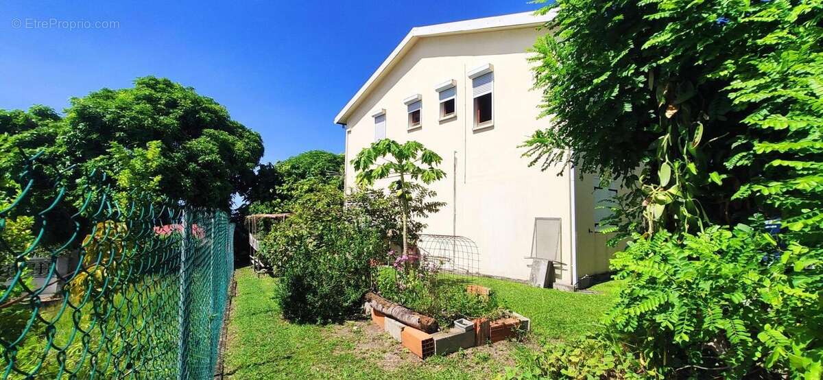 Photo 3 - Maison à SAINT-PIERRE