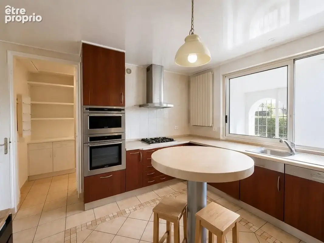 Maison 7 pièces 258 m² à vendre à Nexon (87800) - photo 2