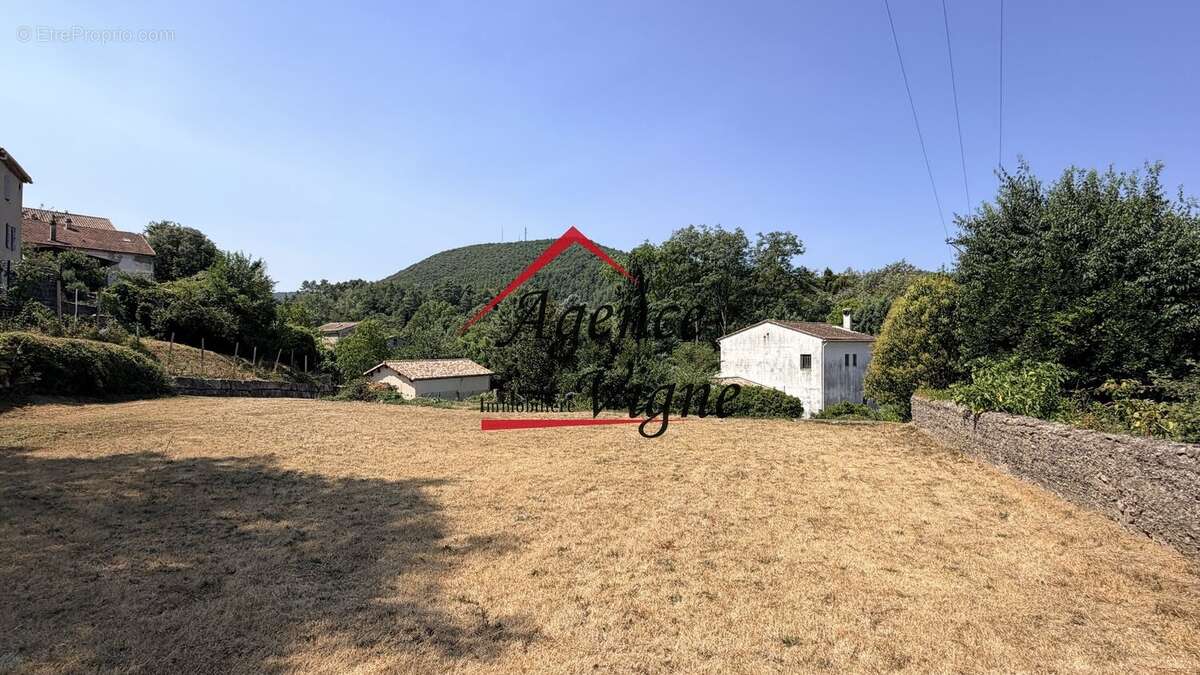 A l'orée de village - photo 3