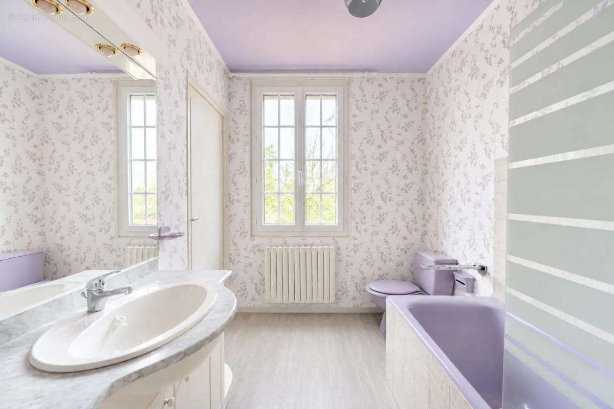 Maison familiale 5 pièces avec jardin à La Couture-Boussey - photo 13