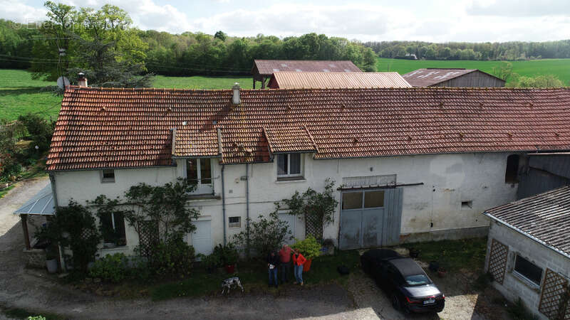 Maison à ESSOMES-SUR-MARNE