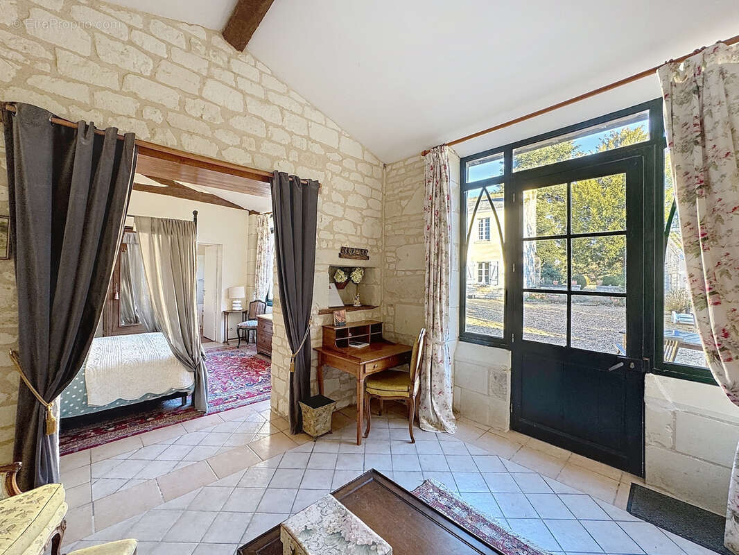 Maison à FONTEVRAUD-L'ABBAYE