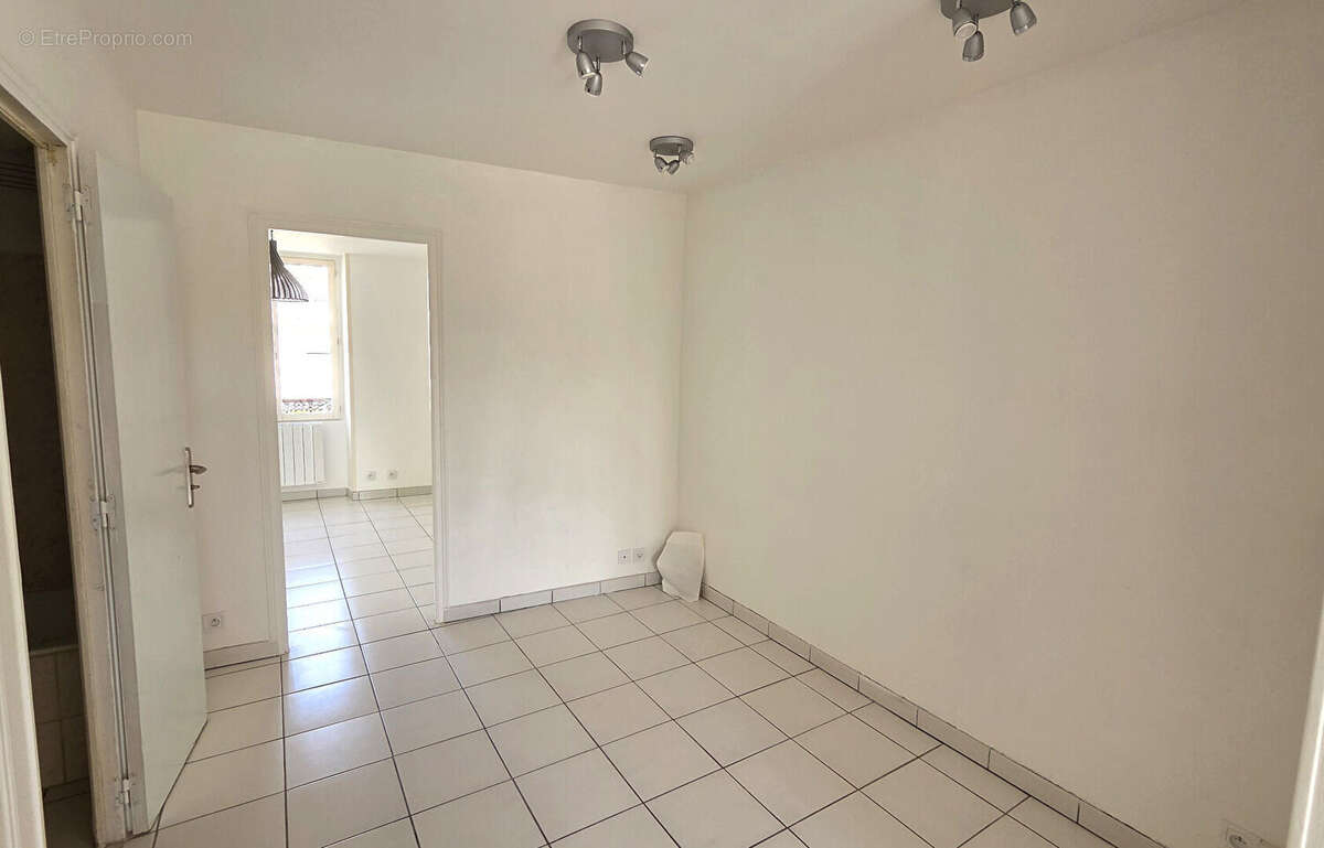 Appartement à HOUILLES