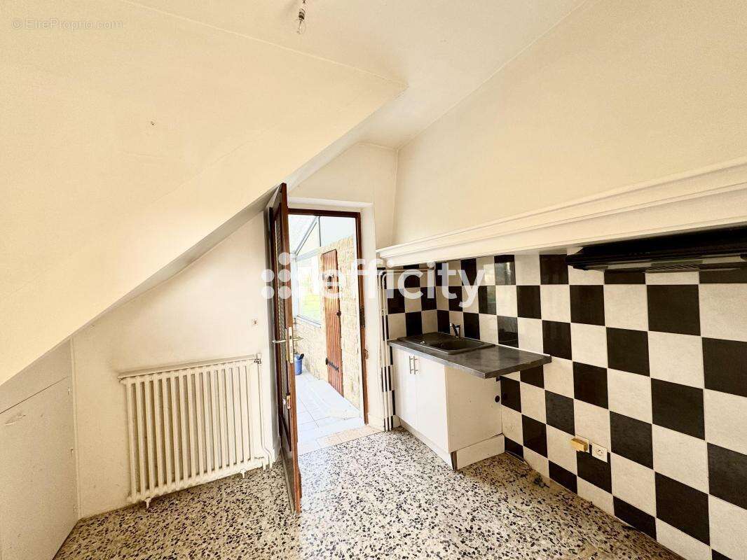 Maison à MAREUIL-LES-MEAUX