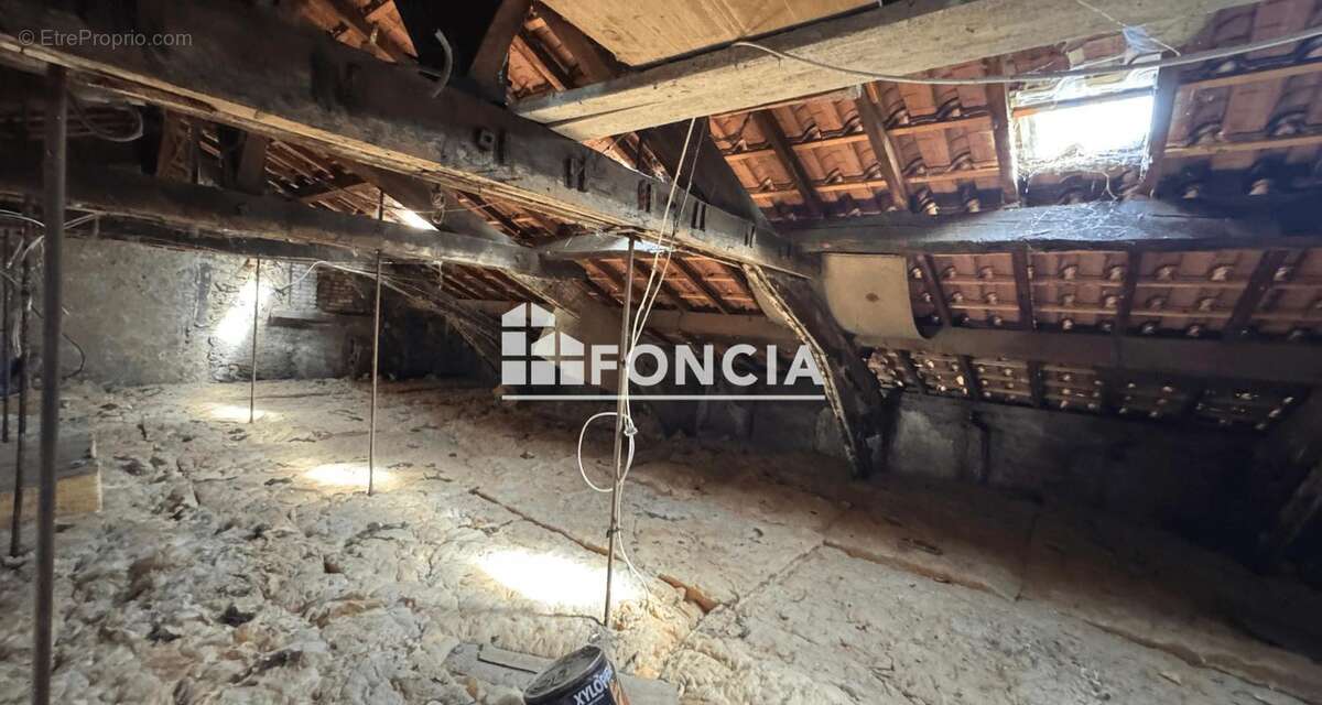 Appartement à AUBIN