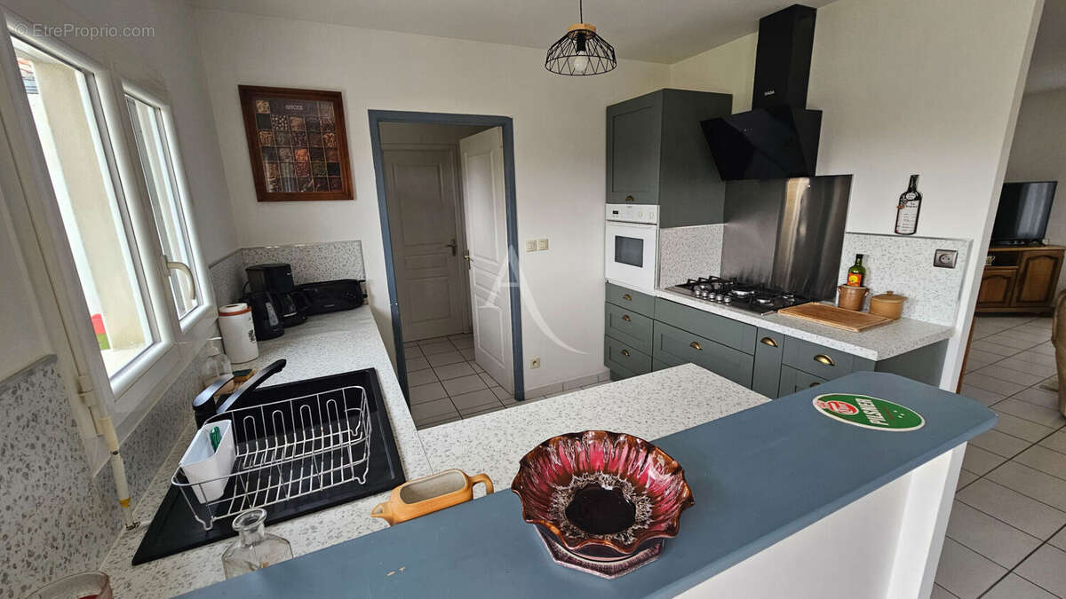 Maison à PORT-DES-BARQUES