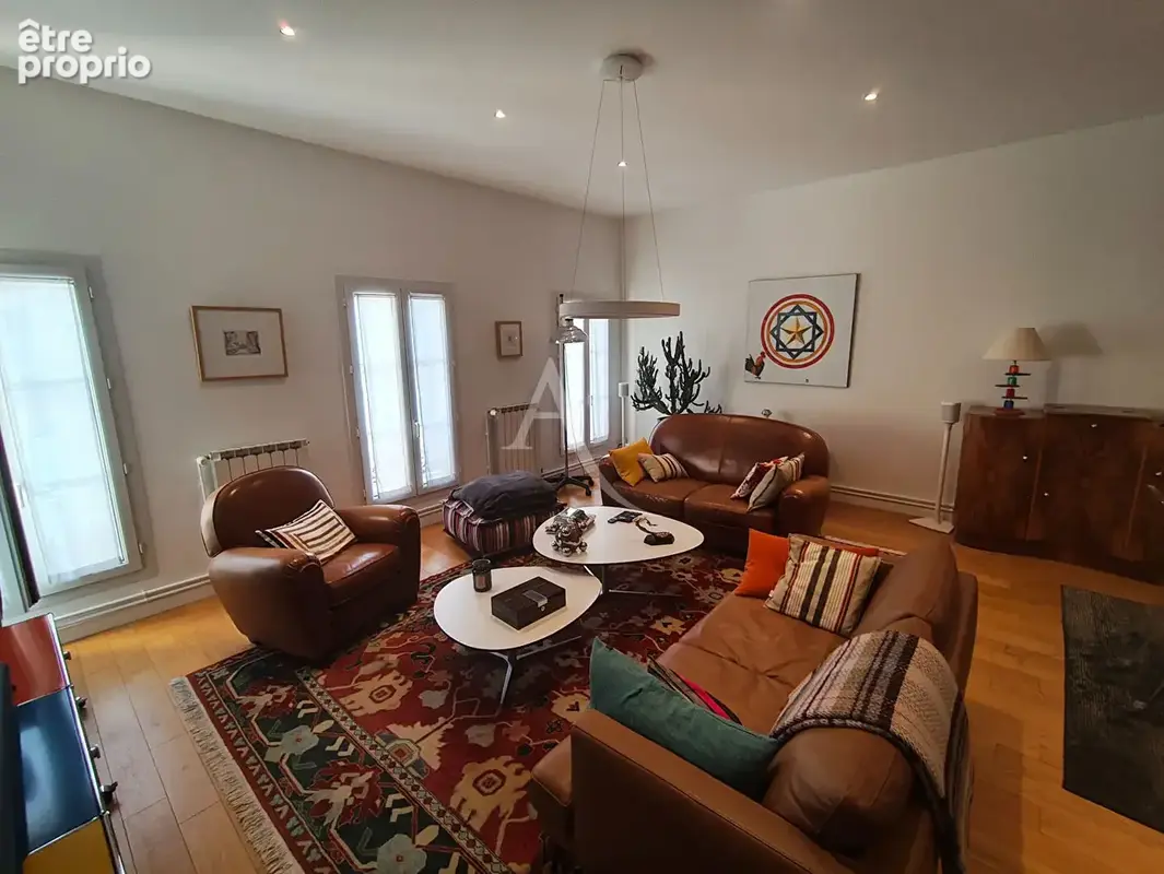 RARE - Hyper centre - Rochefort - Appartement avec ascenseur. - photo 2