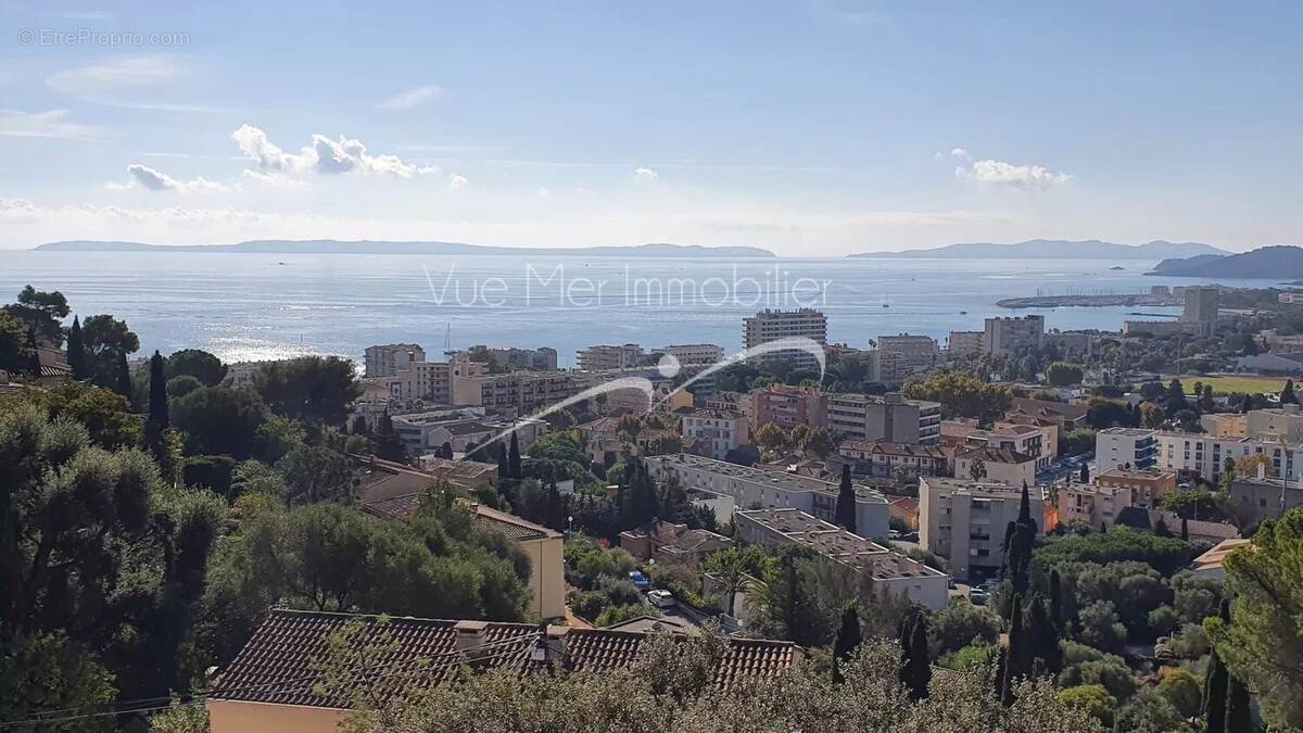 Appartement à LE LAVANDOU