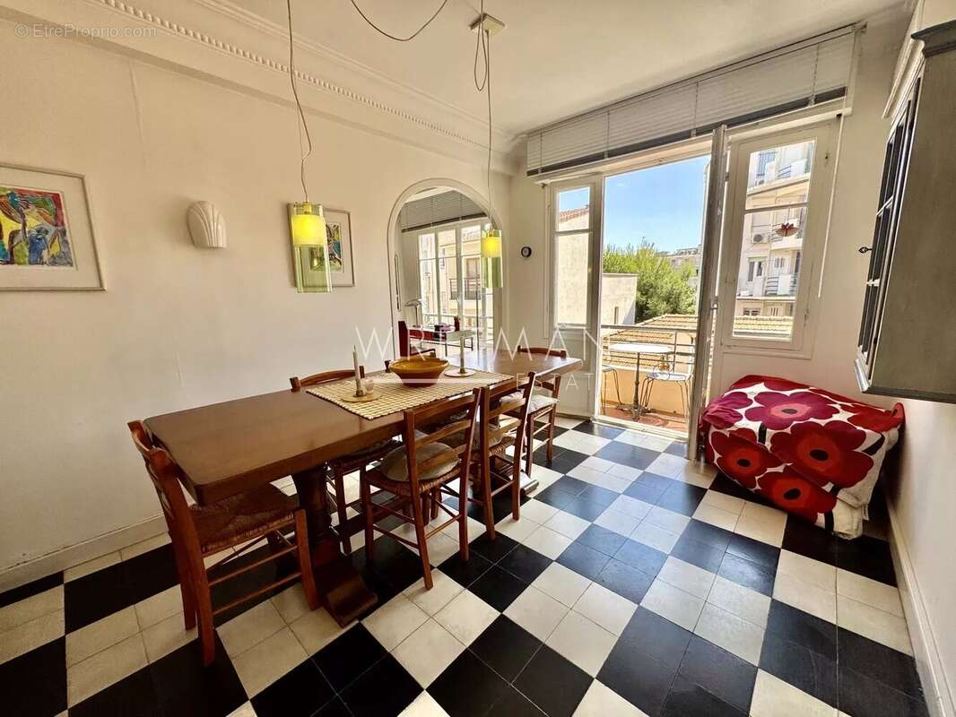 Appartement à CANNES