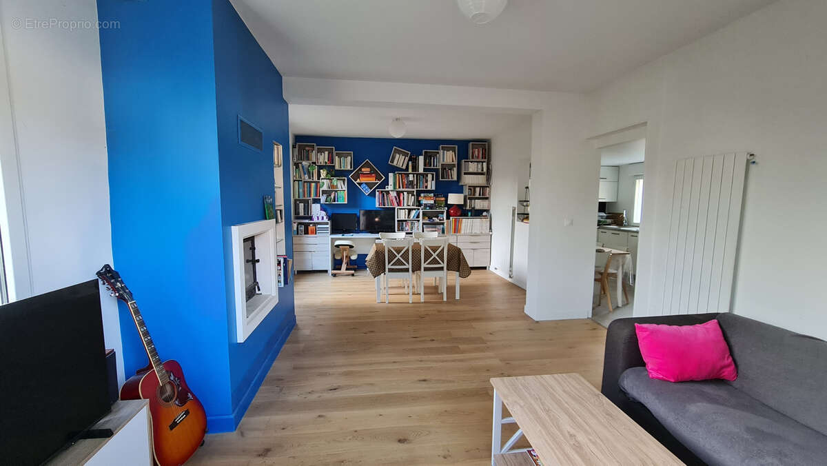 Maison à BURES-SUR-YVETTE