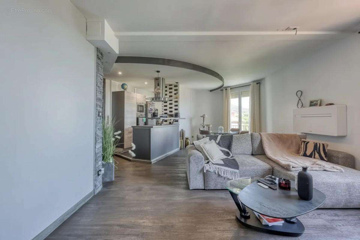 Appartement lumineux 2P de 67 m² à Toulon - photo 5