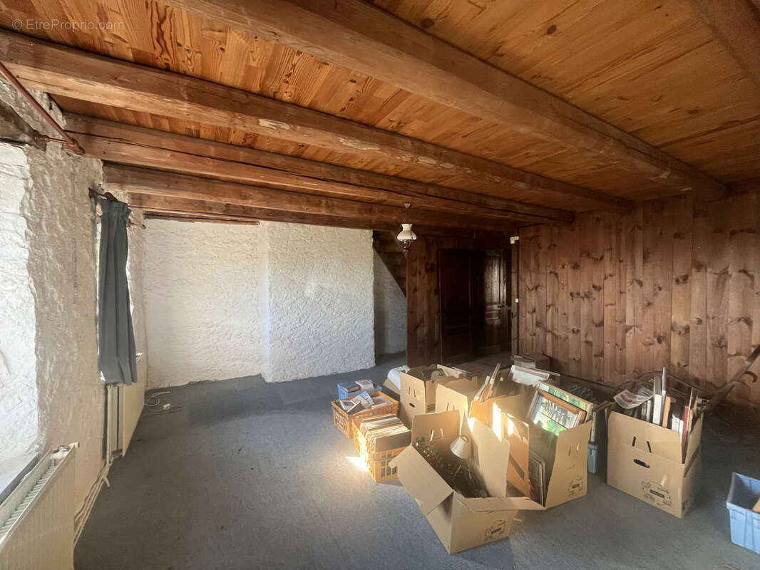 Maison à MONTARCHER