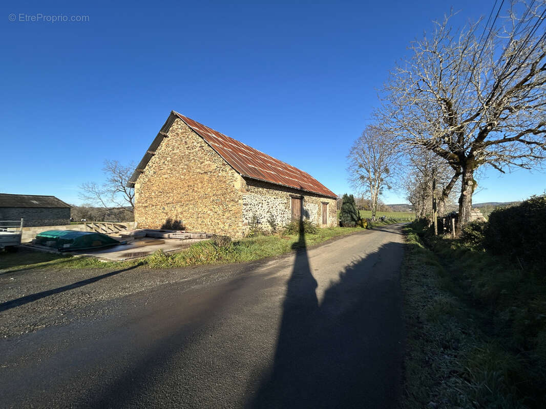 Maison à SAINT-SALVADOUR