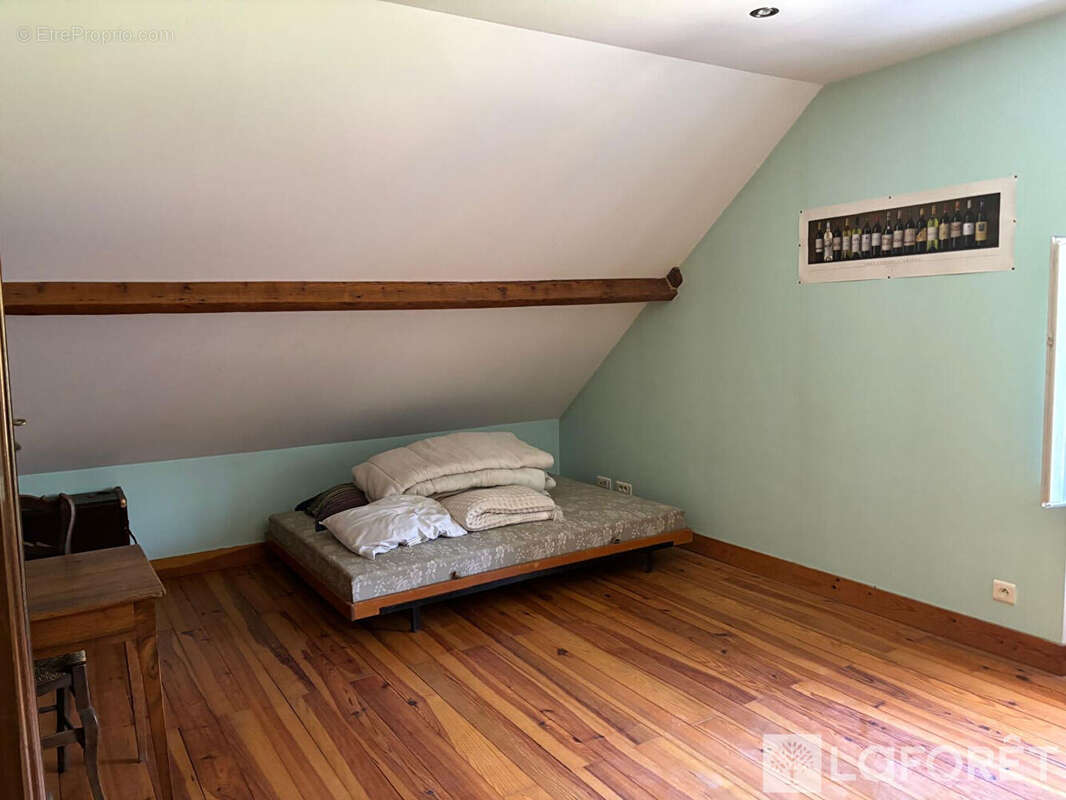 Maison Mainxe Gondeville 4 pièce(s) 126.38 m2 - photo 5