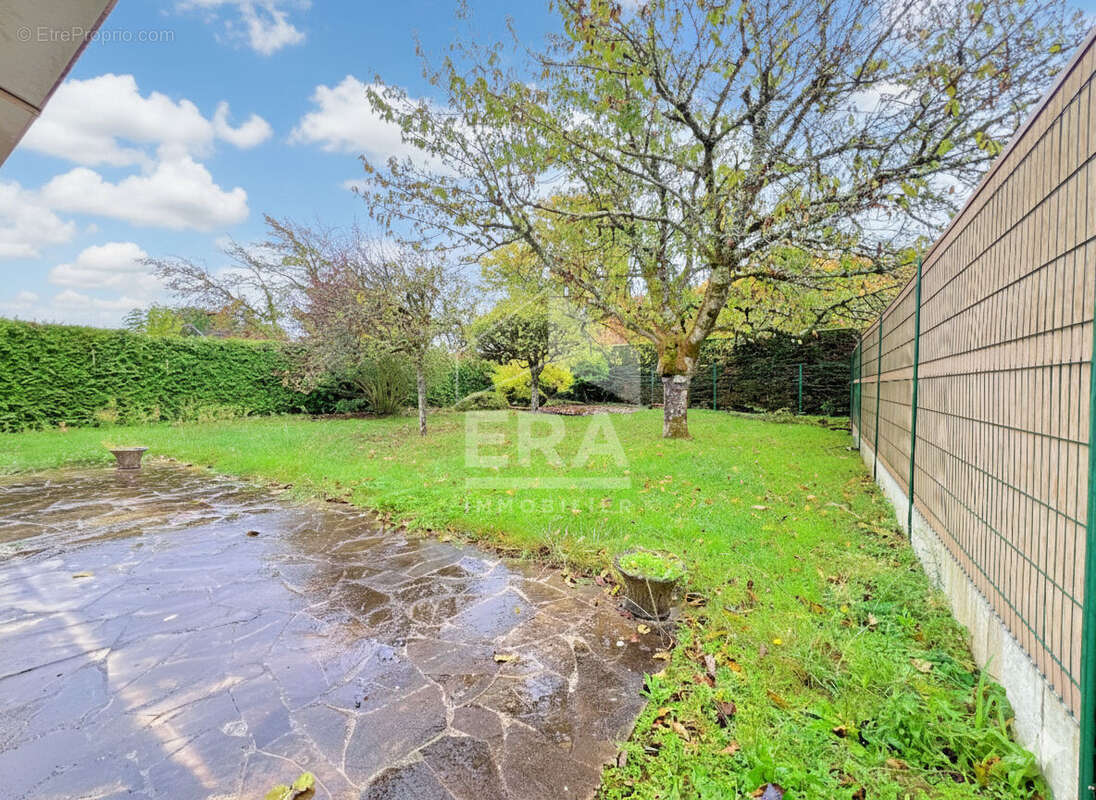 Maison à L&#039;ISLE-D&#039;ESPAGNAC