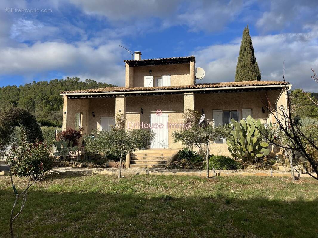 Maison à LE VAL