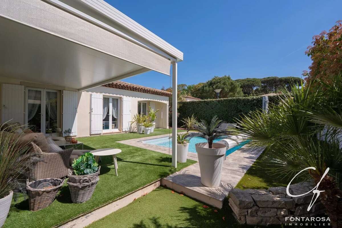 Maison à FREJUS