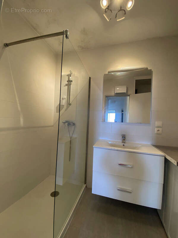 Appartement à MANDELIEU-LA-NAPOULE