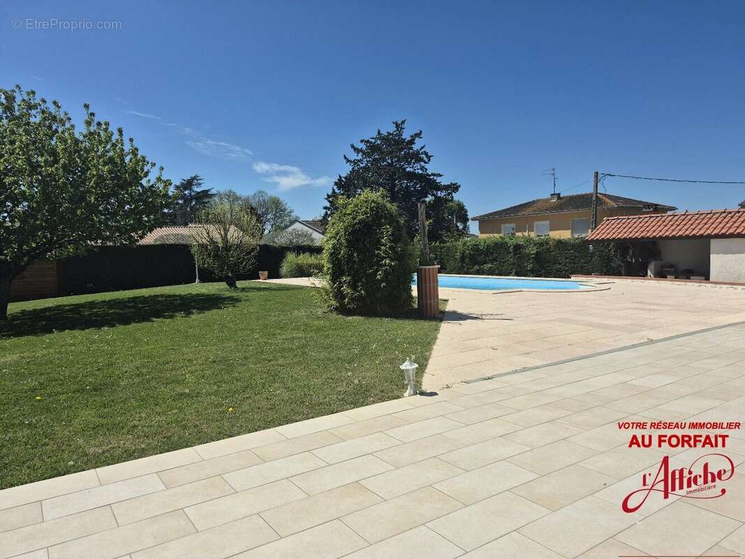 Maison à BRUGUIERES