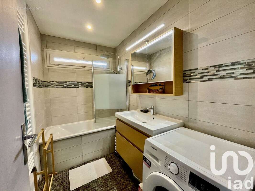 Photo 8 - Appartement à LYON-9E