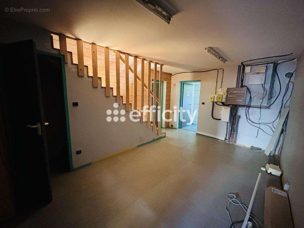 Appartement à PLOMBIERES-LES-DIJON