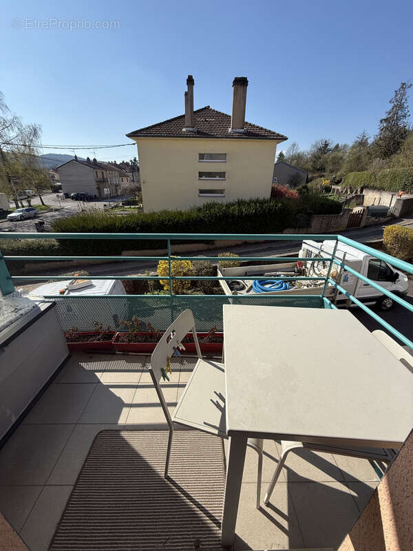 Appartement à ARS-SUR-MOSELLE