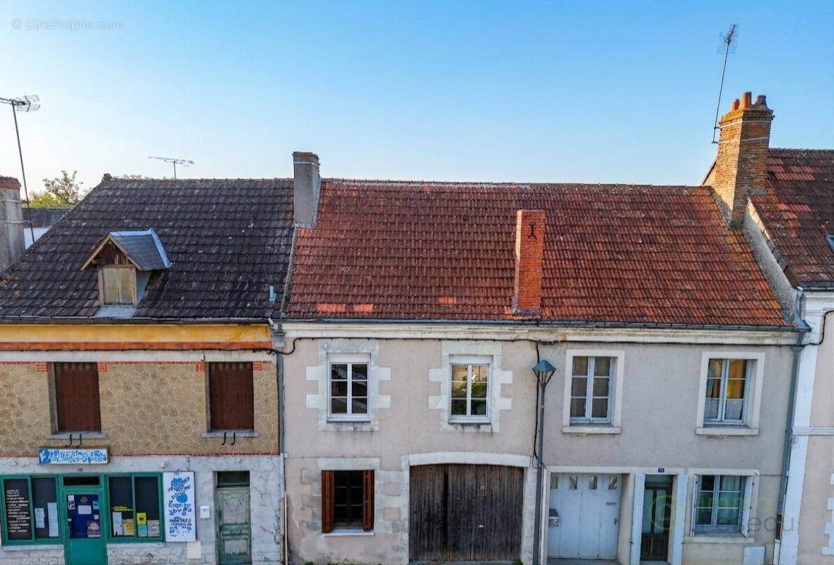 Maison à BUZANCAIS