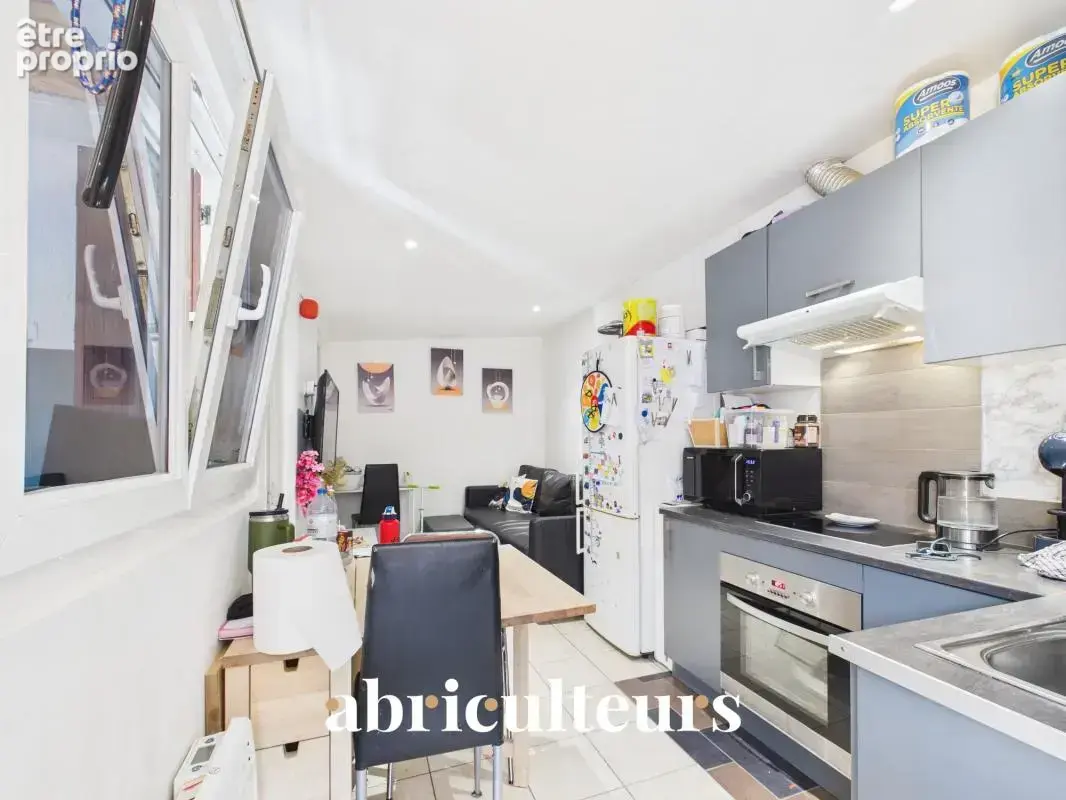 Maison familiale avec jardin, terrasse et stationnements en vente à Bezons 95870 - photo 23