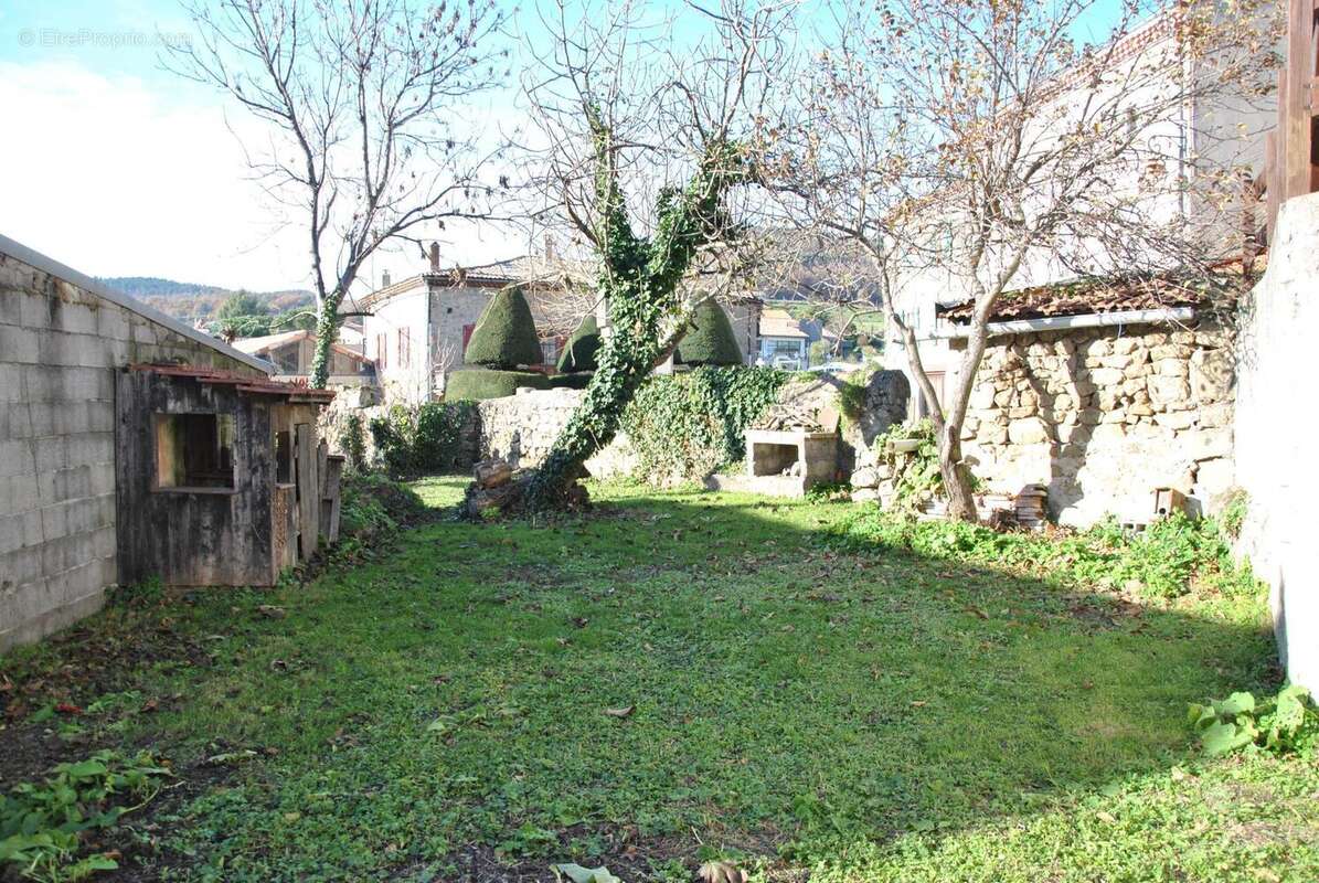 Photo 6 - Maison à COLOMBIER-LE-JEUNE
